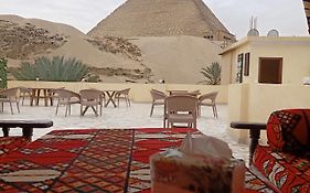 Mk Pyramid Inn